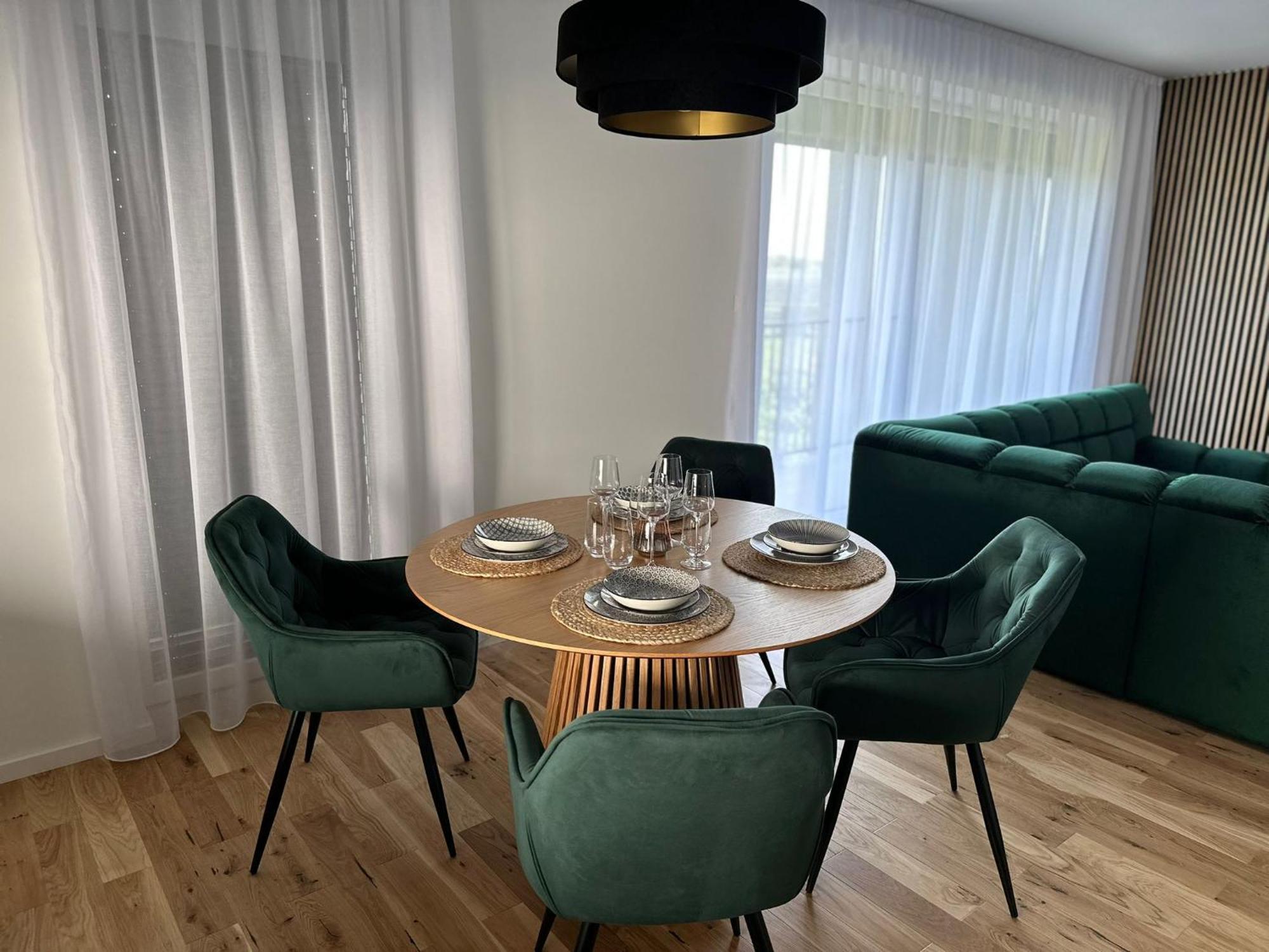 Luxury Apartment - Astro Dunajská Streda Exterior foto